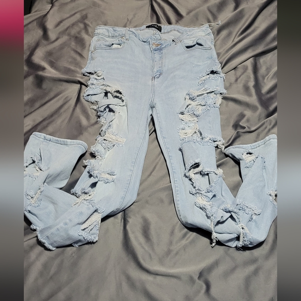 AKIRA Light Blue Distressed Skinny Jeans Sz 17 - Picture 1 of 6